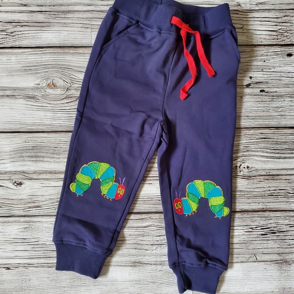 Eric Carle The Very Hungry Caterpillar Embroidered T-Shirt and Pants Set NWT - Picture 8 of 16